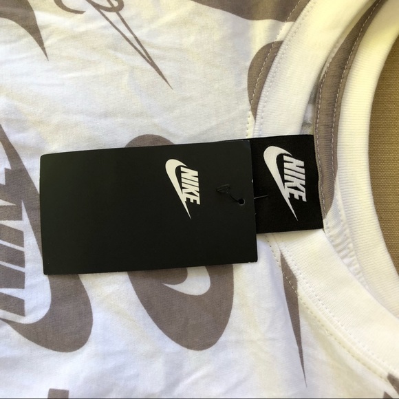 Nike ‘Logo Splash’ Cropped T-Shirt, Size M - Picture 6 of 7